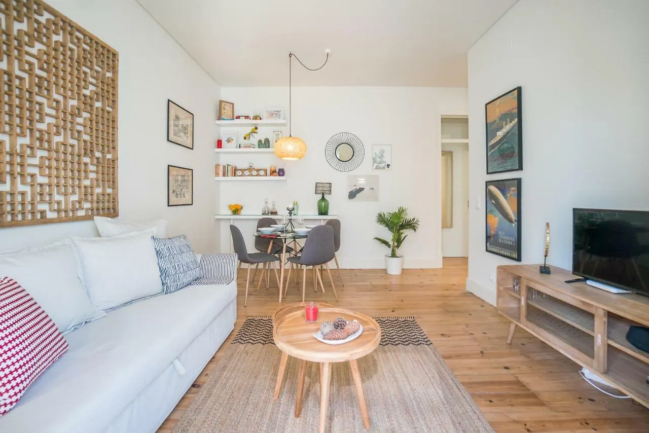 Stylish Apartment Near Av. Liberdade Lisbon 0*,